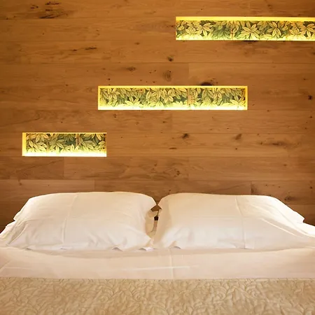 Astoria ホテル 4*