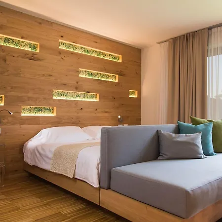 ホテル Astoria 4*