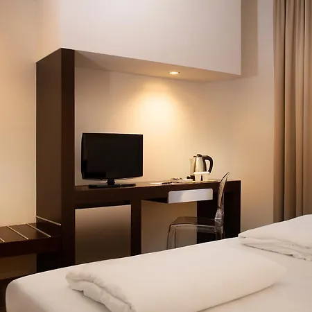 ホテル Astoria 4*
