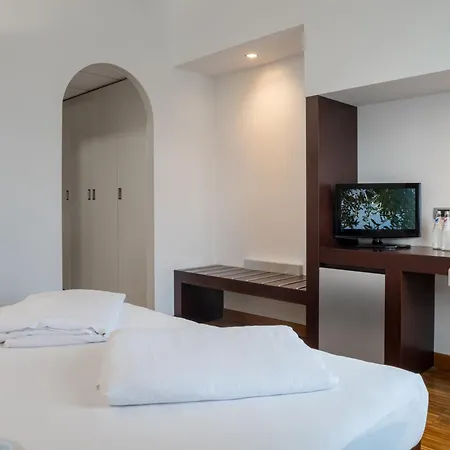 ホテル Astoria 4*
