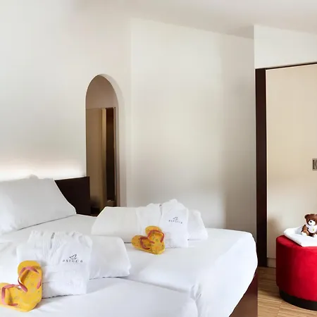 ホテル Astoria 4*